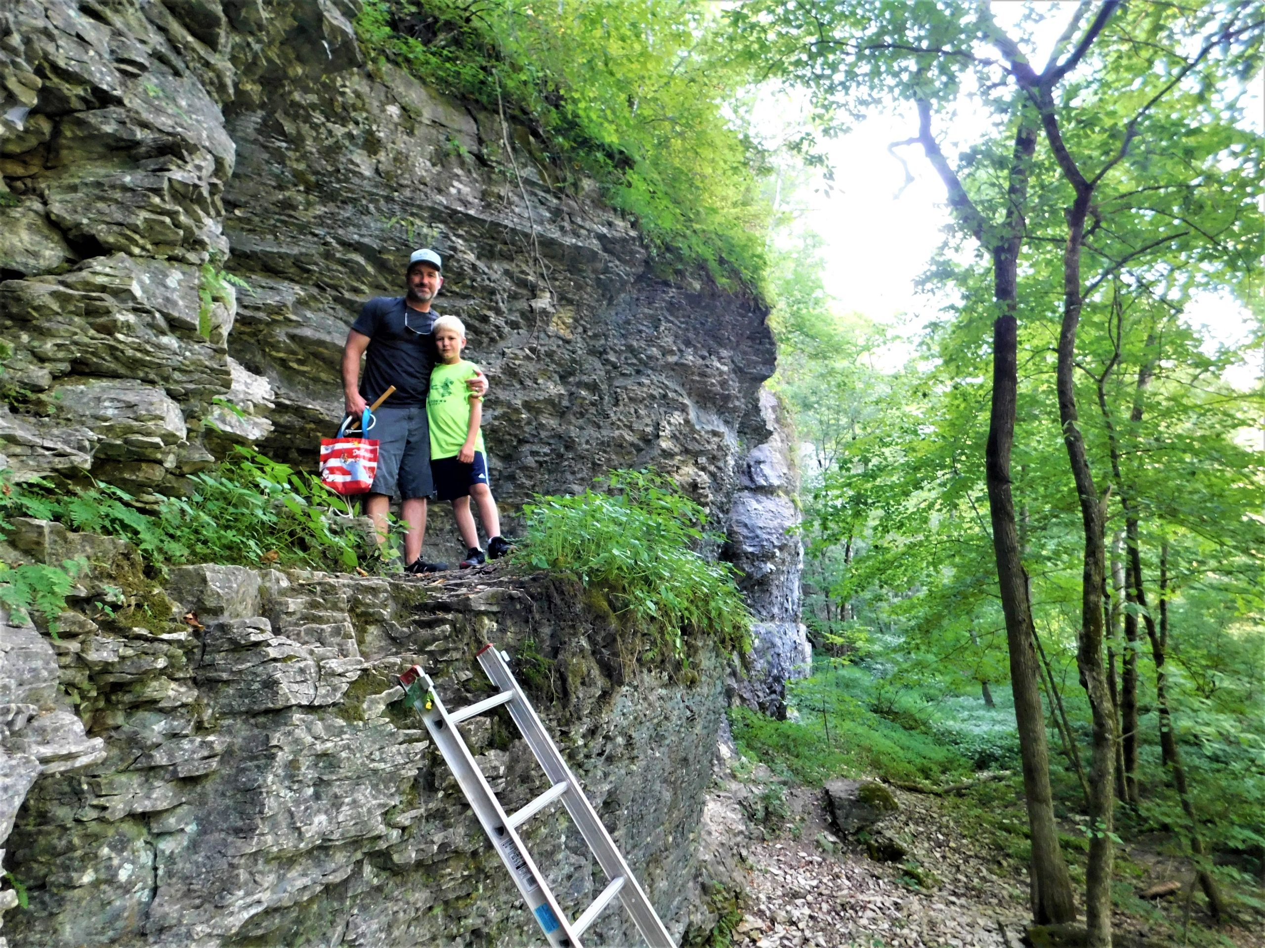 Safely explore a prehistoric "caveman" cave!